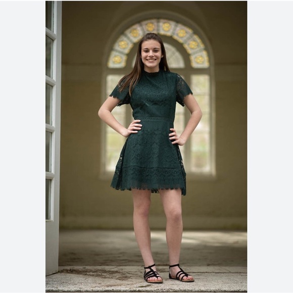 Blu Pepper Green Lace Flutter Sleeve Mini Dress Women’s Size Medium - Picture 3 of 10